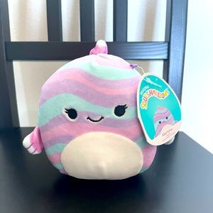 Squishmallow Martina